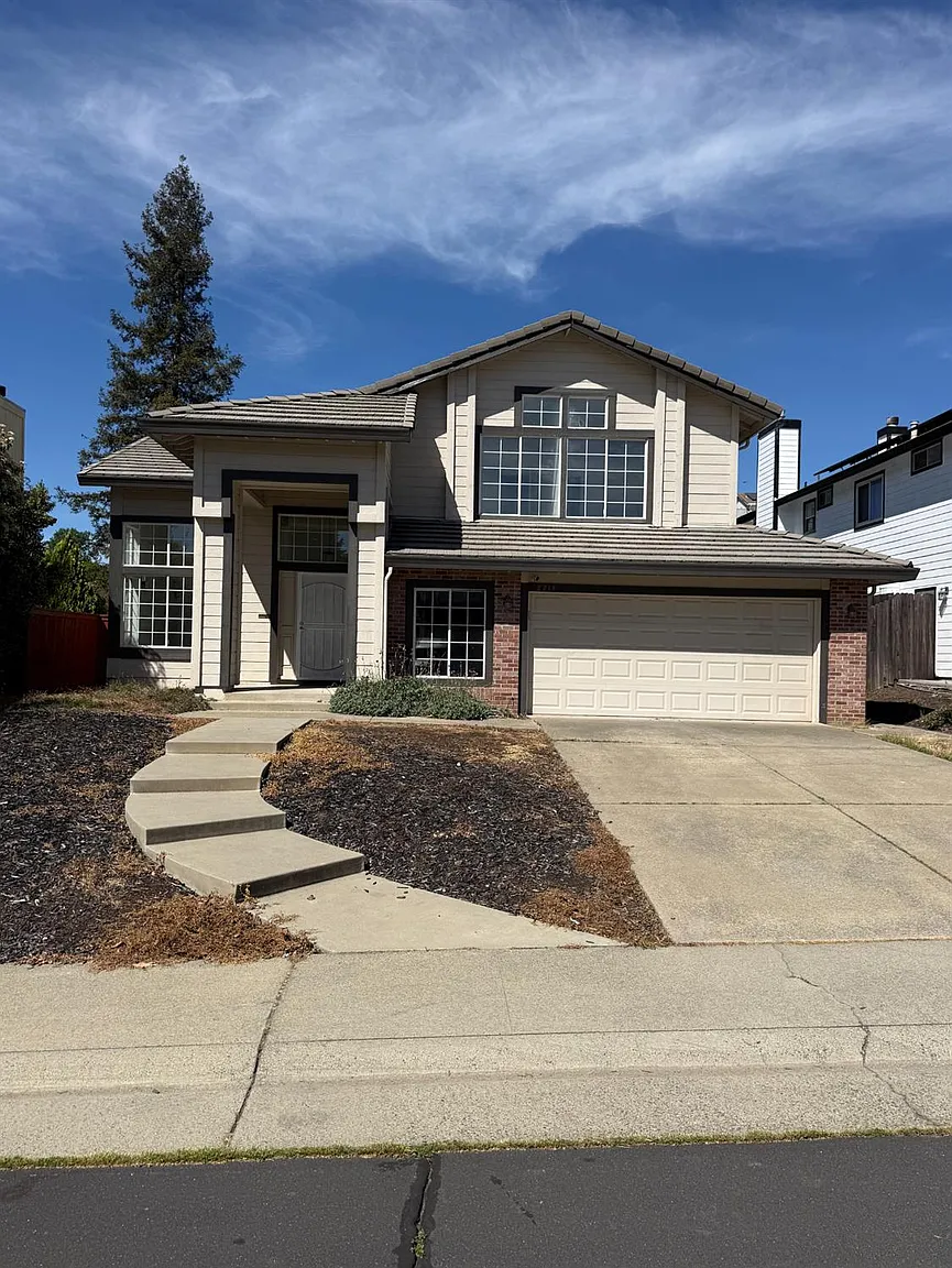 2218 Salem Way photo 1