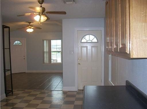 2nd image of 4120 Juno Dr