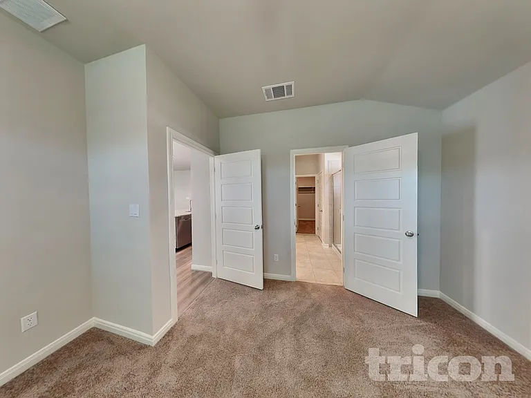 5504 Shasta Pl — Photo 8