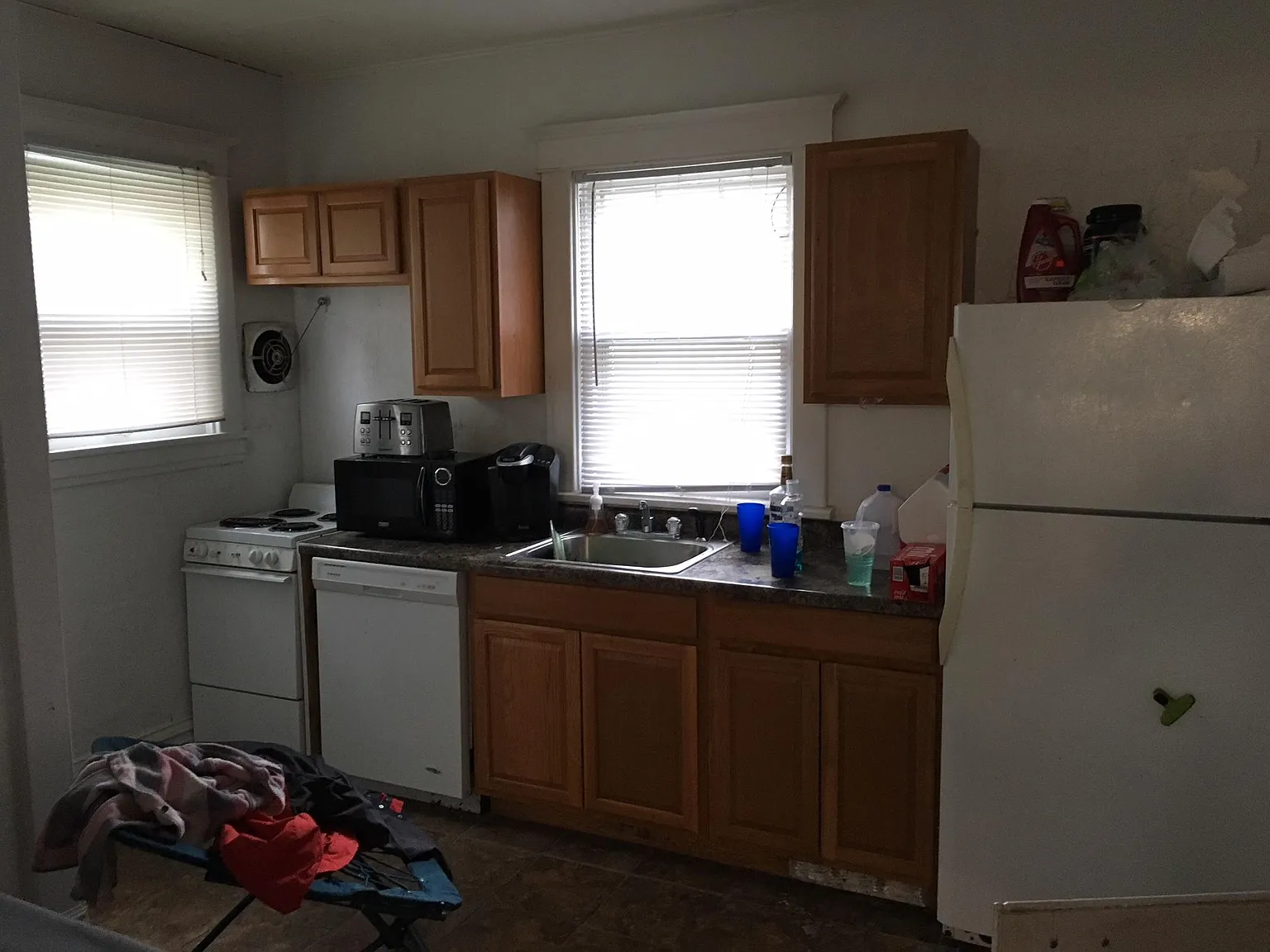 4 bed, 1740 sqft, $3,600 — Photo 3