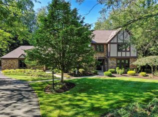 2505 Foxbriar Ct, Wexford, PA 15090