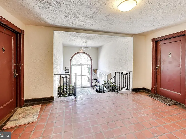 3600 Connecticut Ave NW #405 — Photo 10