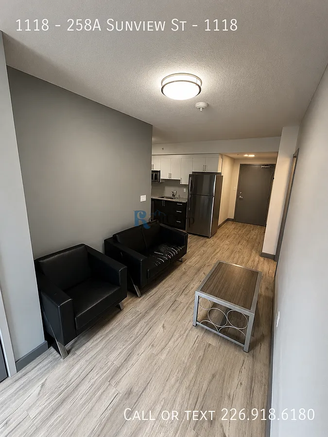 Studio, 1.0 bath, 606 sqft, $2,100 — Photo 2