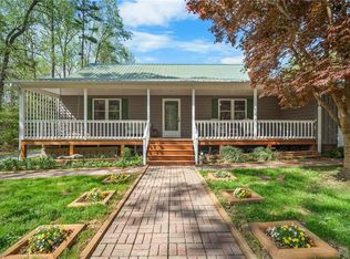 148 Reeder Rd, Seagrove, NC 27341