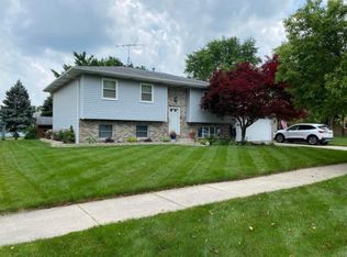 1553 W 99th Pl, Crown Point, IN 46307