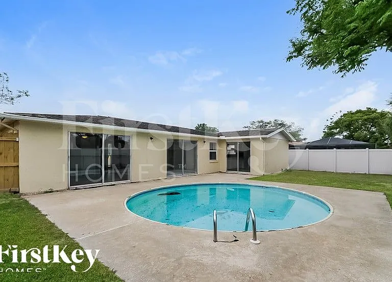 7825 Embassy Blvd — Photo 15
