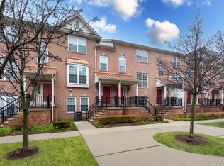 20318 Rodeo Ct, Southfield, MI