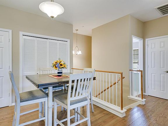 5th image of 9201 Brodie Ln Unit 1501