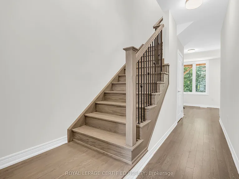 45 Folcroft St — Photo 7