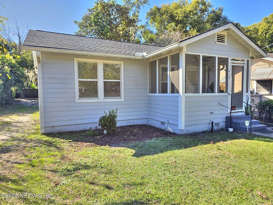 1st image of 616 Woodbine St #616