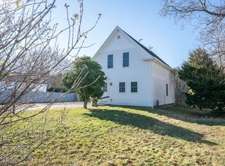 41 Liberty St, Taunton, MA 02780