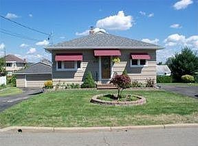 2nd image of 412 Milan Ave