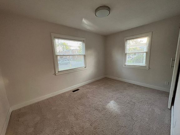 4th image of 316 Ashlawn Dr