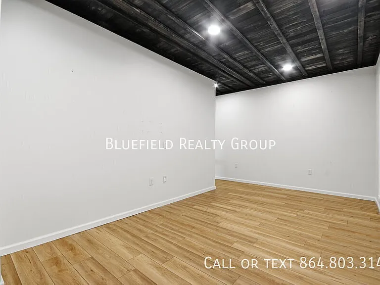1 Edge Ct #B — Photo 28