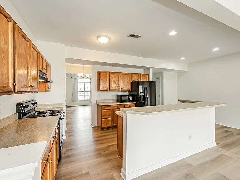1429 New Haven Ct — Photo 15