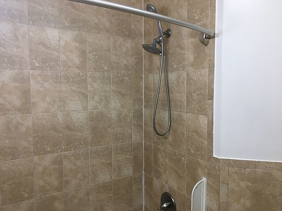 5th image of 41 Clarke Ave #12Q