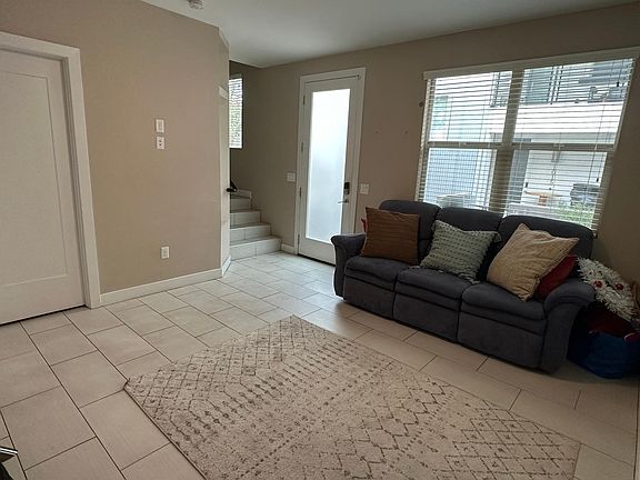 3rd image of 1106 E Weber Dr