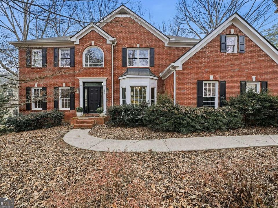 1st image of 302 Mosswood Ct