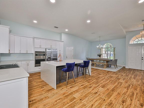 5th image of 18444 Eastwyck Dr
