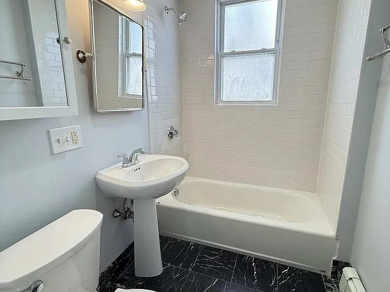 49 Gardena St #2A — Photo 7