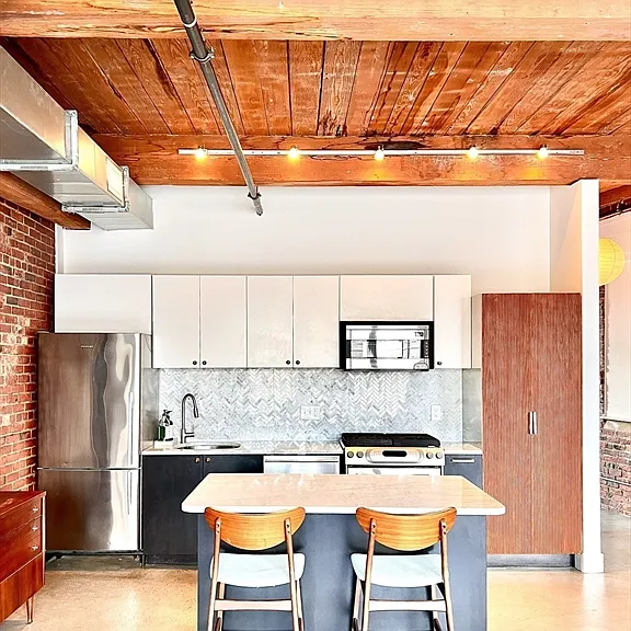 950 Dorchester Ave #205 — Photo 7