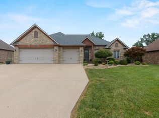 1532 Sloan Creek Dr, Cape Girardeau, MO 63701