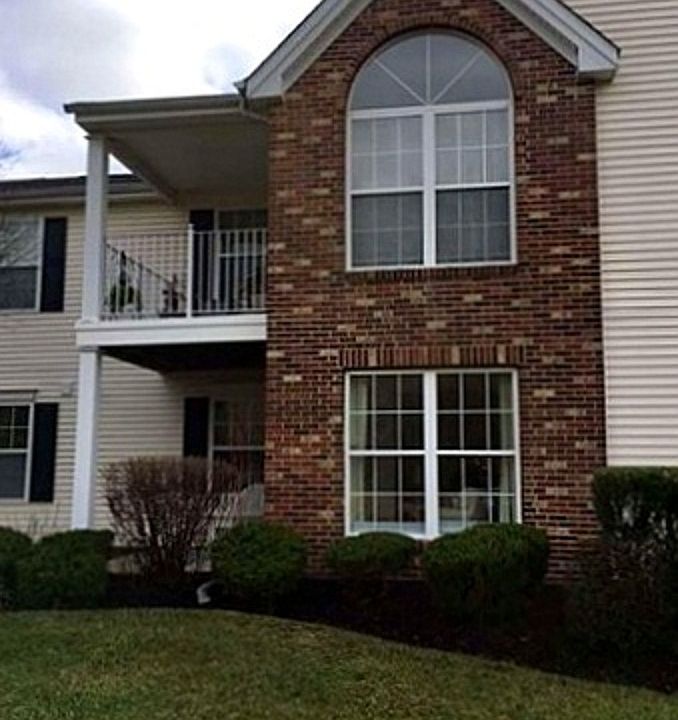 2nd image of 1608B Staghorn Dr #1608