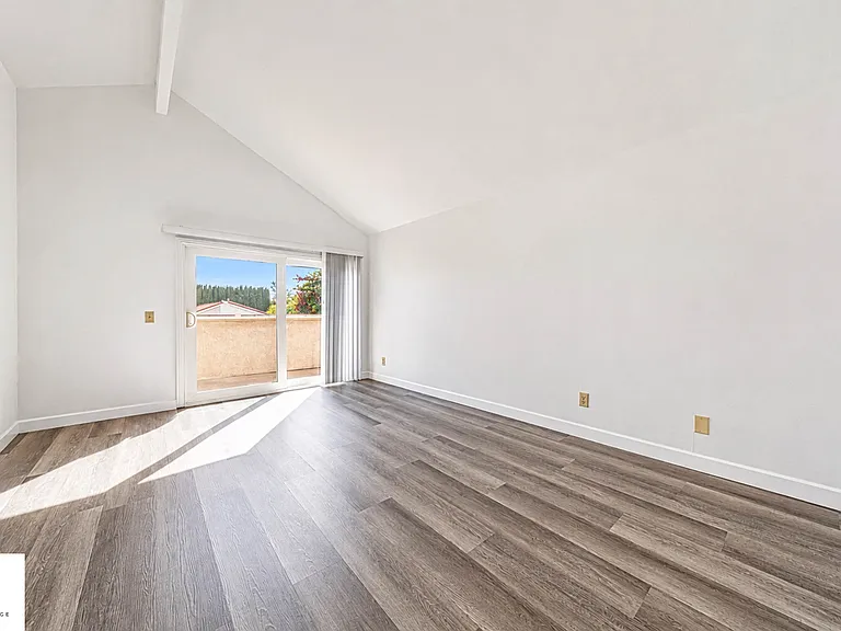 164 Ricci Ave — Photo 2