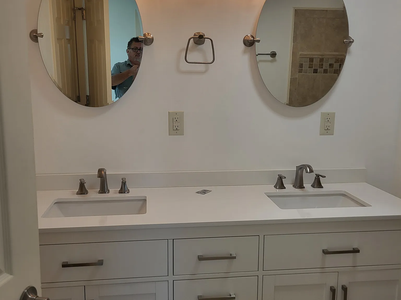 4 bed, 2175 sqft, $2,500 — Photo 2