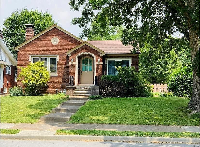 220 S Virginia Ave, Belleville, IL 62220 Zillow