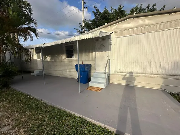 3030 Broadway #1, Riviera Beach, FL 33404