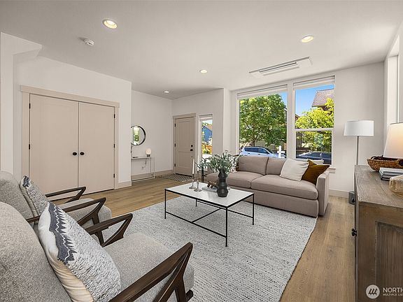 5th image of 4108 30th Avenue S #7
