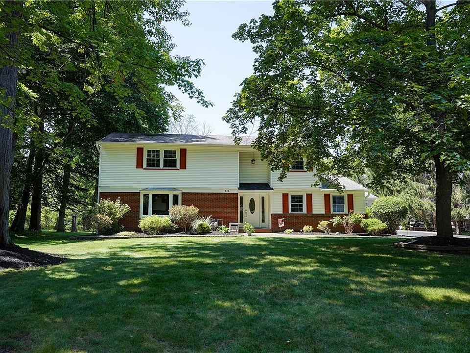 1st image of 633 Sequoia Dr