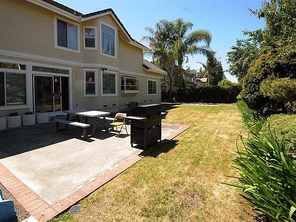 3rd image of 48950 Tulare Dr