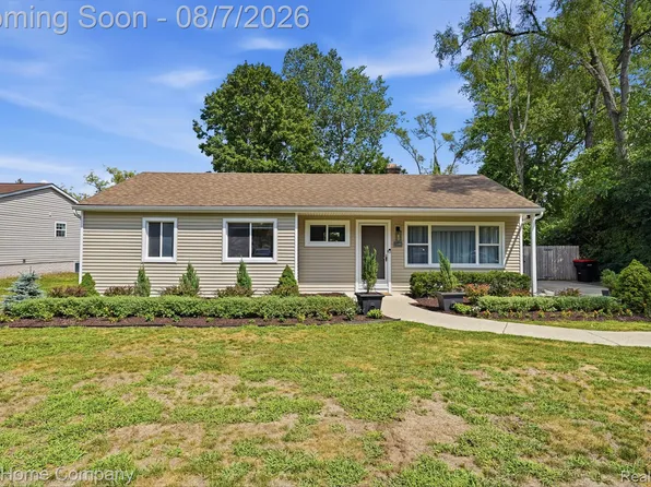 25566 Dunbar St, Southfield, MI 48033