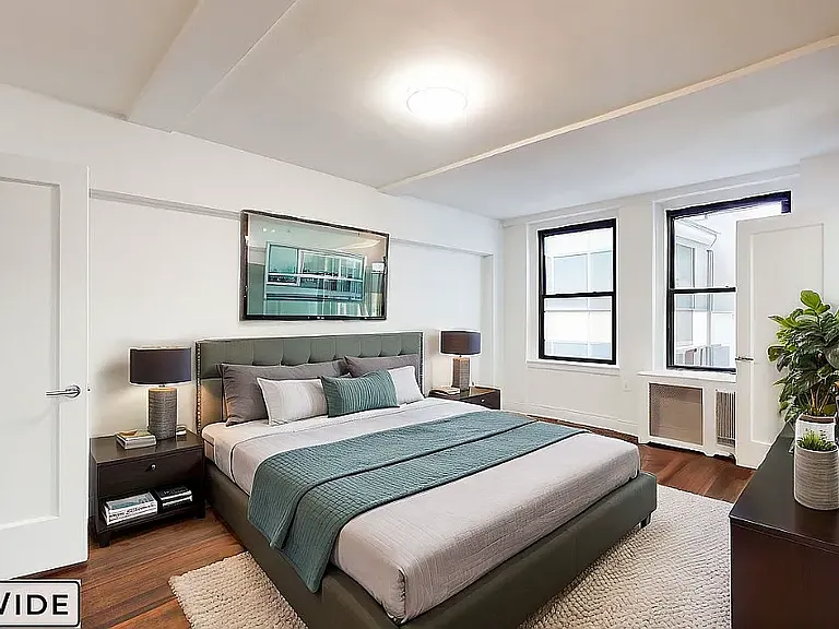 145 W 55th St #8E — Photo 4