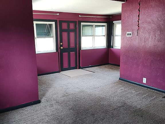 2nd image of 1130 Bragdon Ave