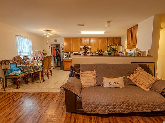 2nd image of 1706 CREEK KNL