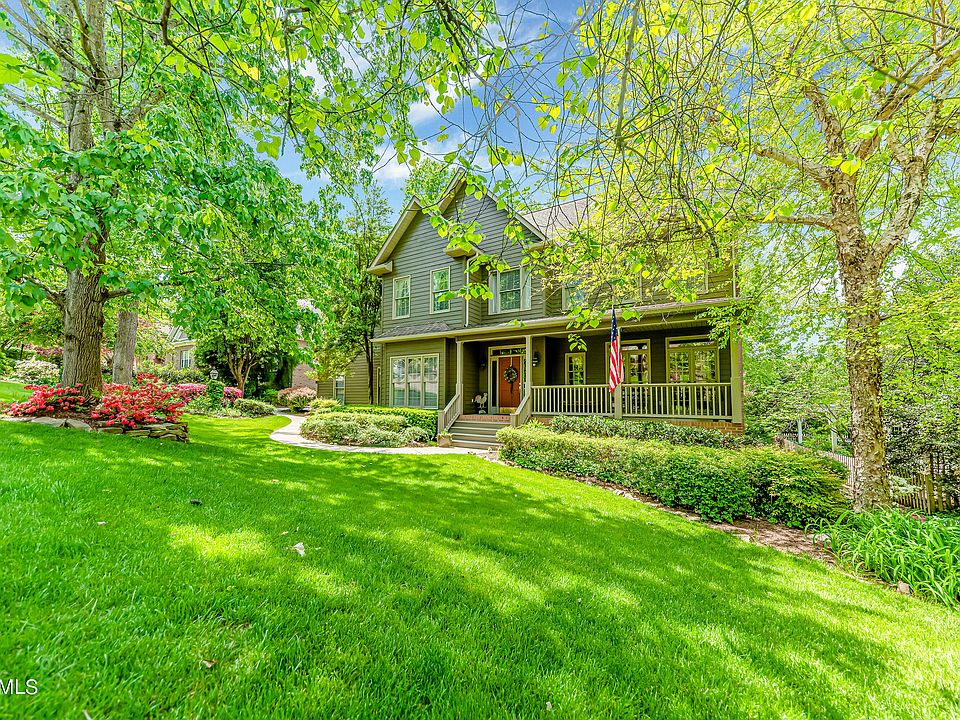 1st image of 831 Vista Oaks Ln