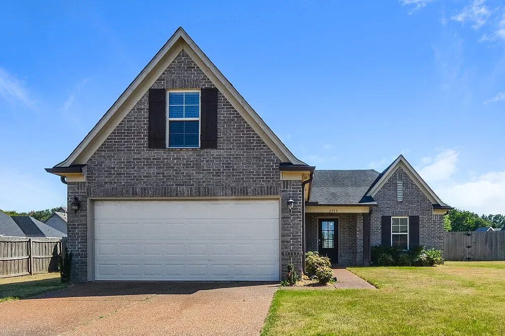 4 bed, 2.0 bath, 1622 sqft, $2,080 — Photo 4
