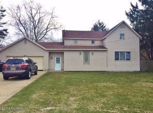 5473 Washington Ave, Saint Joseph, MI 49085