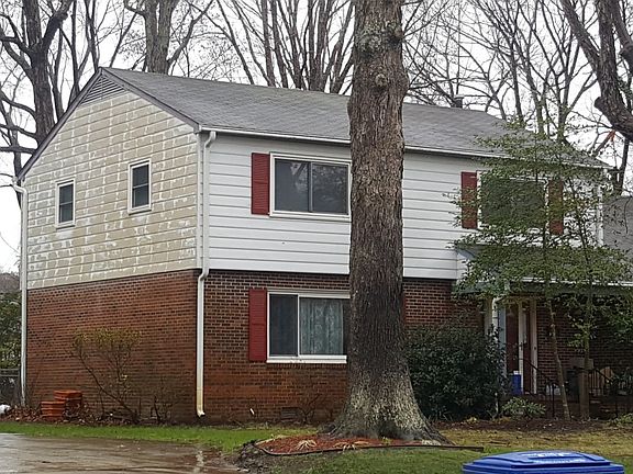 3rd image of 312 Williamsburg Ct