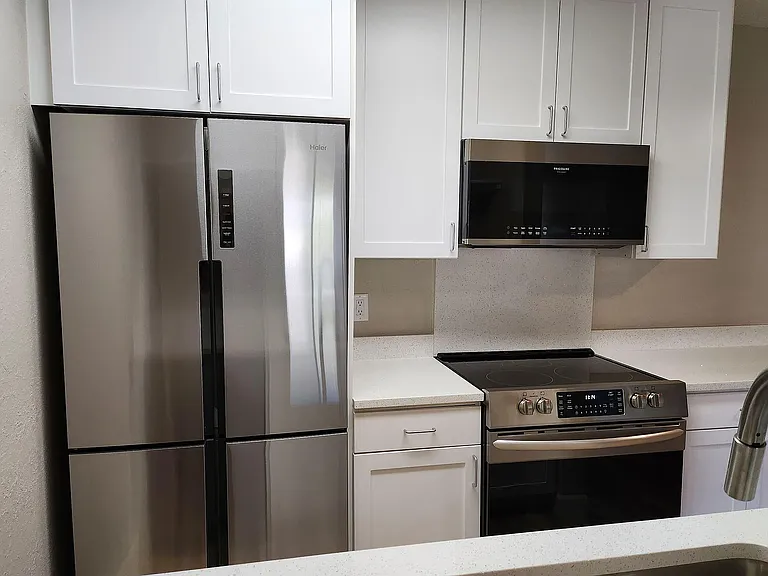 2x1.5_Kitchen_Sand_Pebble