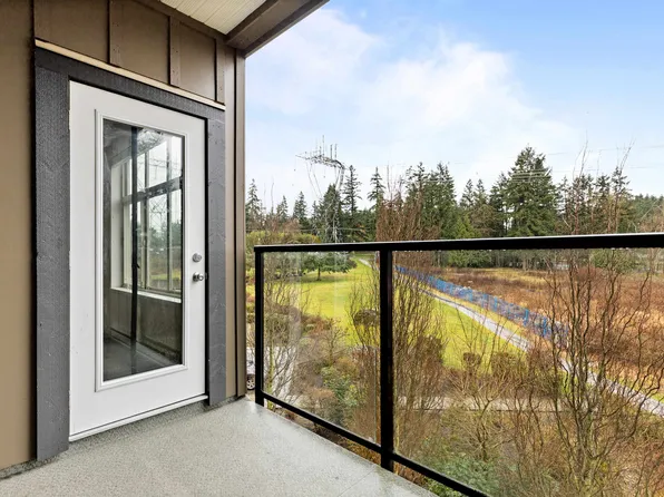 2855 156th St #407, Surrey, BC V3Z 3Y3