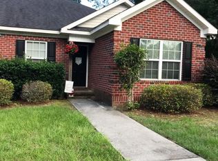 100 Crossway Cottages Ln #B, Statesboro, GA 30458