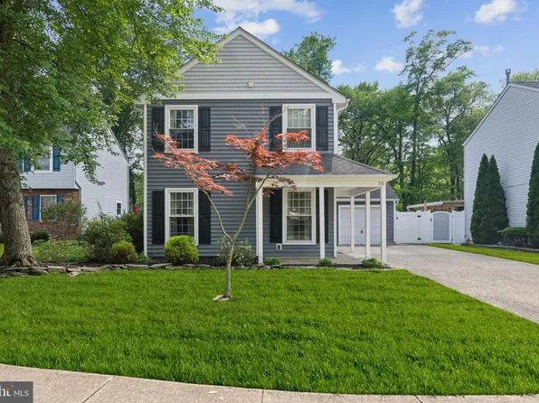 15 Woodvale Dr, Atco, NJ 08004