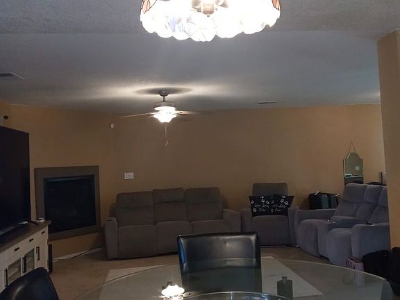 2nd image of 5714 Quay Dr NE