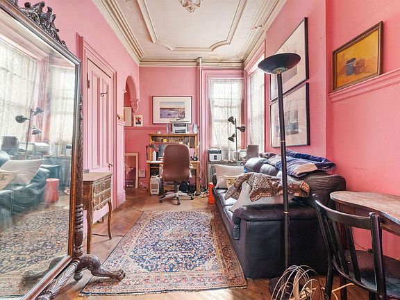 5th image of 487 Bergen Ave