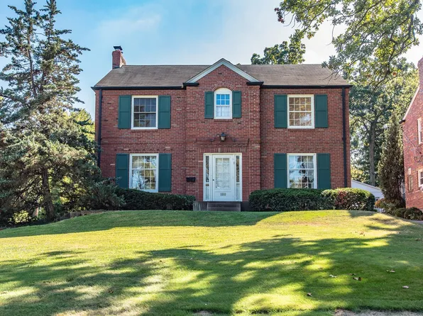 100 Roseacre Ln, Saint Louis, MO 63119