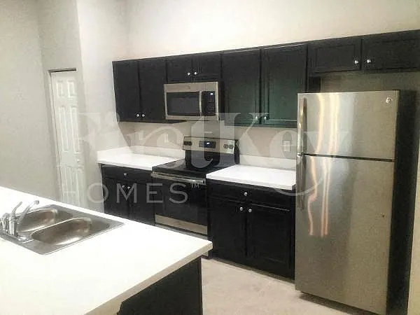 991 SW Dubois Ave — Photo 22